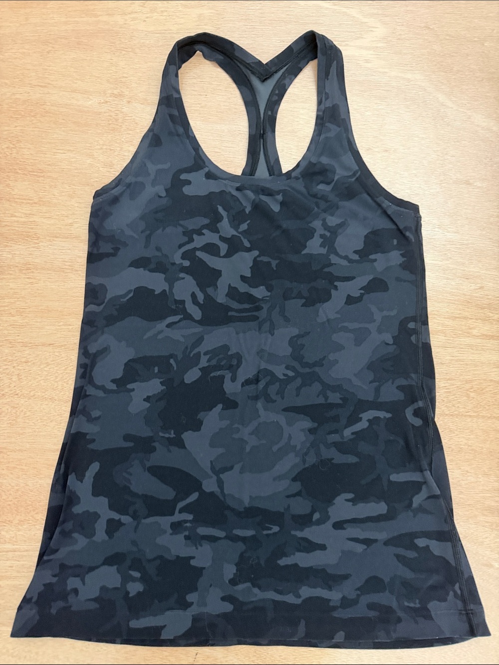 lululemon athletica Black/Grey Camo Hip Length Racerback Tank